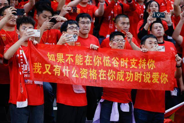 塔图姆压哨绝杀绿军险胜猛龙 雄鹿遭误判输球