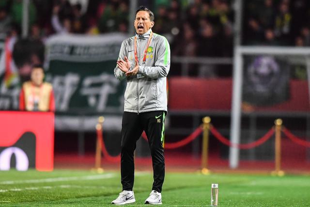 约基奇21+19+15掘金送奇才9连败 黄蜂力克爵士