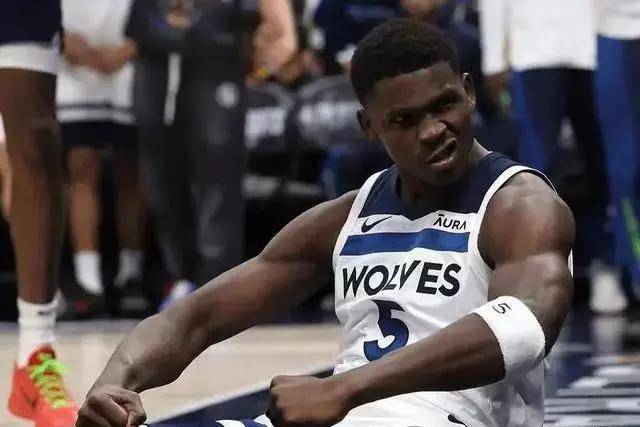 首钢全员通过体测 朱彦西和田宇翔因伤未参加